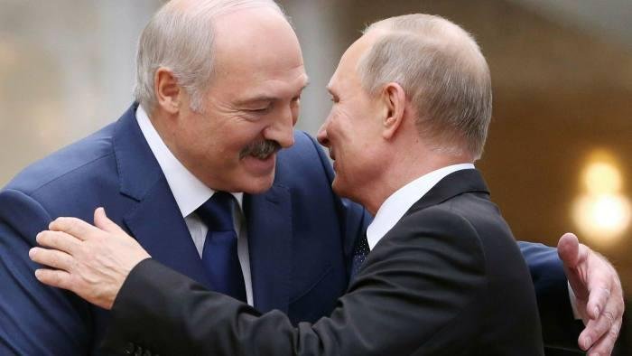 Putin Lukaşenkoya tam dəstək vəd edib - 