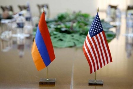 ABŞ 500 diplomat saxladığı Ermənistanda güclənmək istəyir