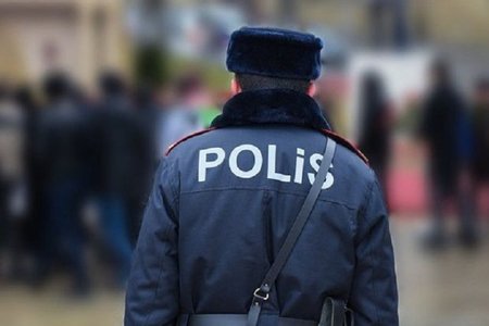 Azərbaycanda DƏHŞƏT: polisin qulağını kəsdilər