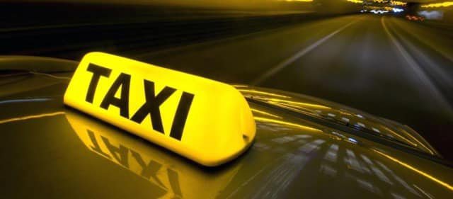 Qadın sərnişinlərə qeyri-etik təkliflər edən taksi sürücüləri polis tərəfindən saxlanılıb