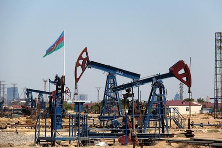 Azərbaycan neftinin qiyməti 72 dolları ötüb