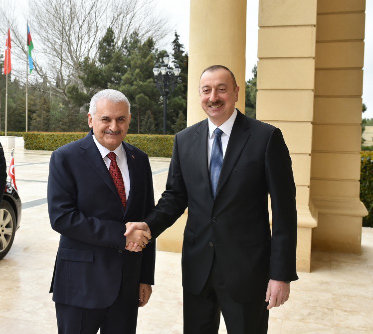 Azərbaycan Prezidenti Türkiyənin Baş naziri ilə görüşüb- FOTO