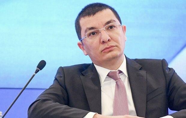 Nazir müavini 4 günlük iş rejiminə keçiddən danışdı