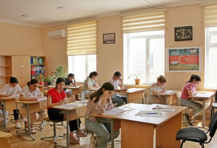 Rezidenturaya qəbul imtahanının birinci mərhələsi keçirilib