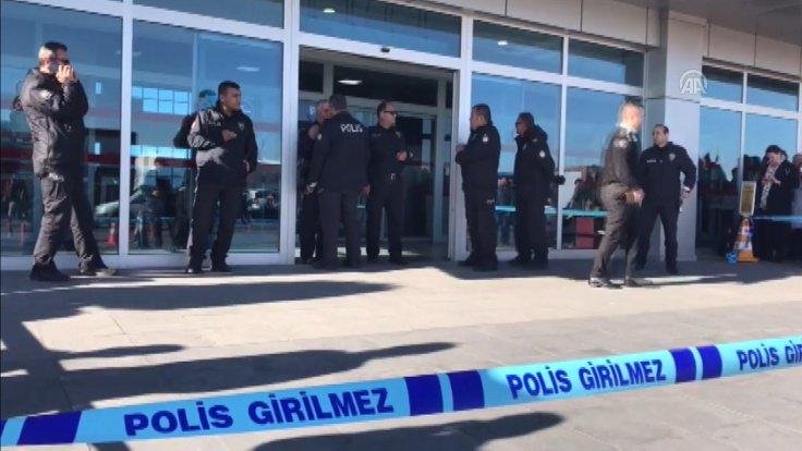 Bodrumda oteldə atışma: ölü və yaralılar var