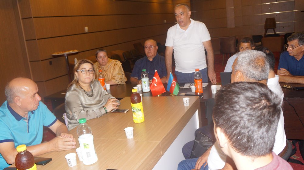 İqlim dəyişikliyi mövzusunda dəyirmi masa keçirildi