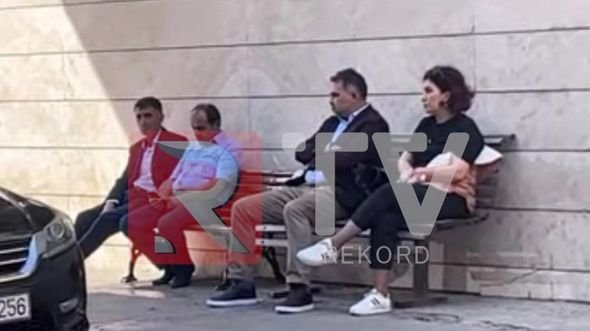 Qənirə Paşayeva komaya düşdü - YENİLƏNİB + FOTO