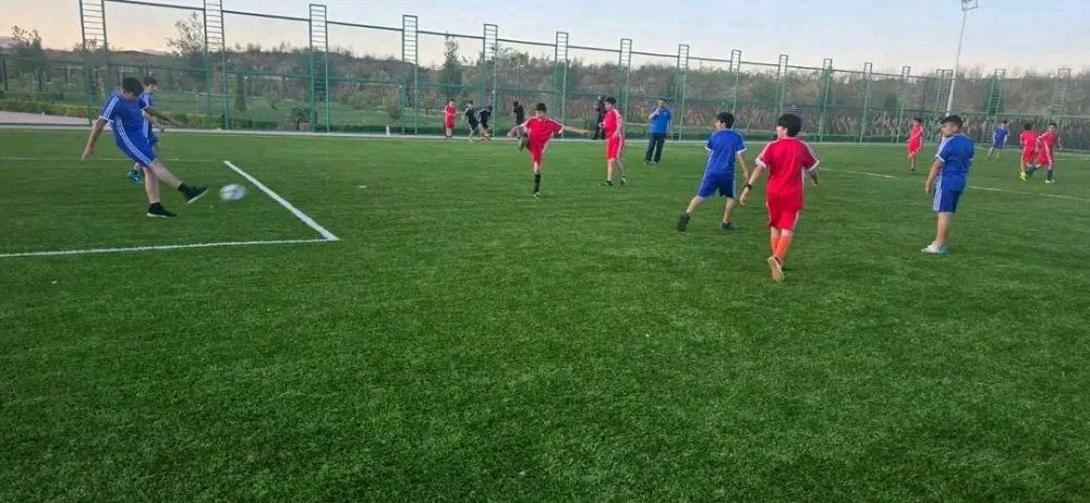 Qayıdış və Dirçəliş Naminə Gənclər Təşkilatı 5 futbol komandası arasında turnir keçirdi - FOTO