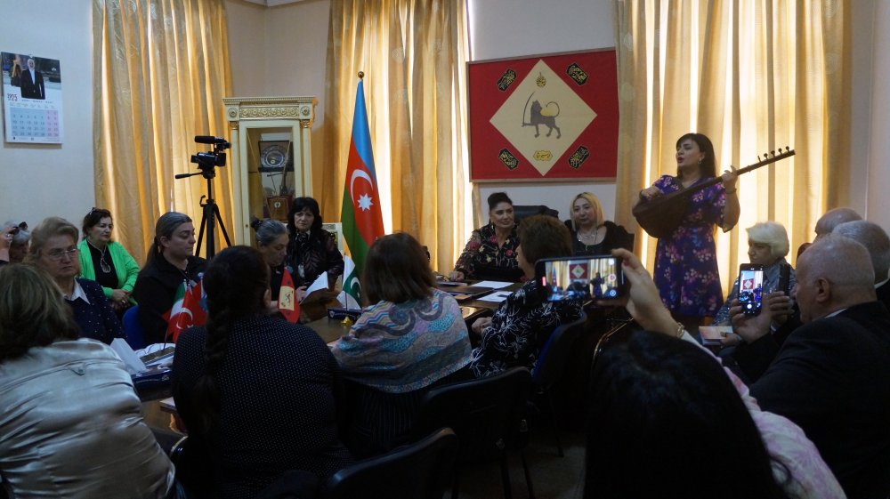 ,,Əsgərimə  heykəl qoyun" adlı almanaxın təqdimatı keçirildi