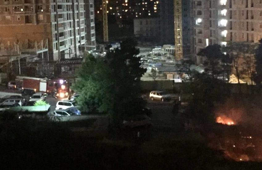 Bakıda obyekt yandı - Video