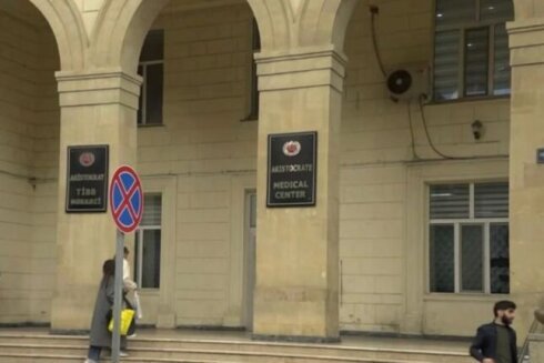 “Aristokrat” klinikasında QALMAQAL (VİDEO)