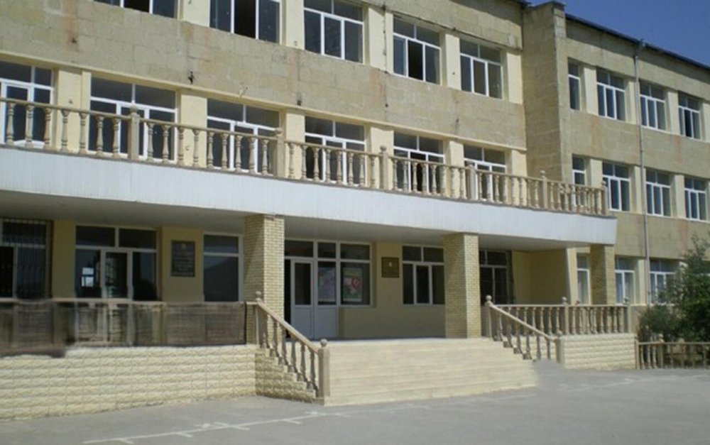 Bakıda məktəbdə başlayan mübahisə xəstəxanada bitdi