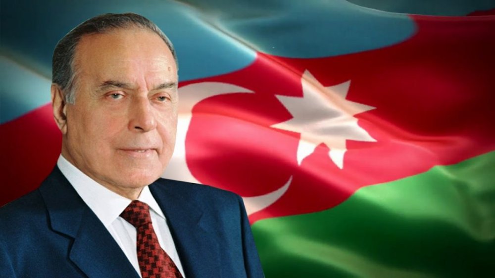Heydər Əliyevin anadan olmasının 103-cü ildönümüdür