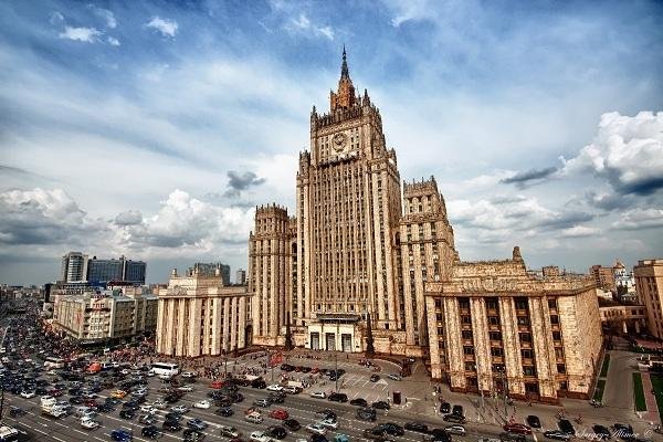 Moskvadan Buxarestə cavab: Konsulluq bağlanır