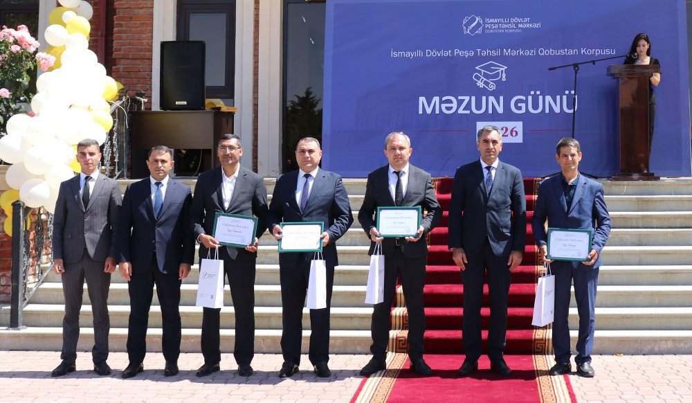 Qobustanda Peşə təhsili müəssisəsində Məzun Günü keçirilib. - FOTOLAR