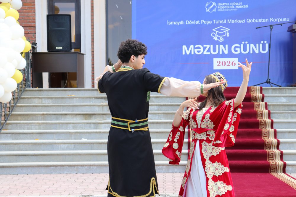 Qobustanda Peşə təhsili müəssisəsində Məzun Günü keçirilib. - FOTOLAR